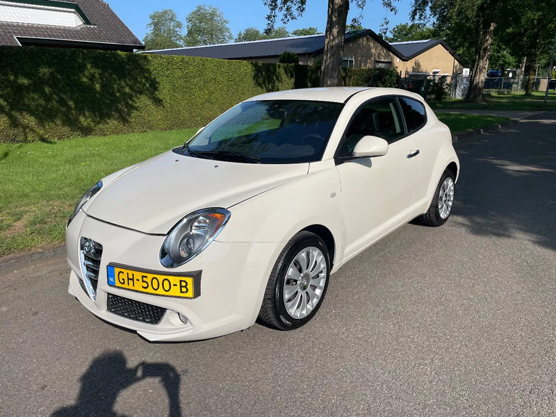 Alfa Romeo MiTo ALFA MITO Diesel ZEER MOOI - هاتشباك: صور 1 Alfa Romeo MiTo ALFA MITO Diesel ZEER MOOI - هاتشباك: صور 1