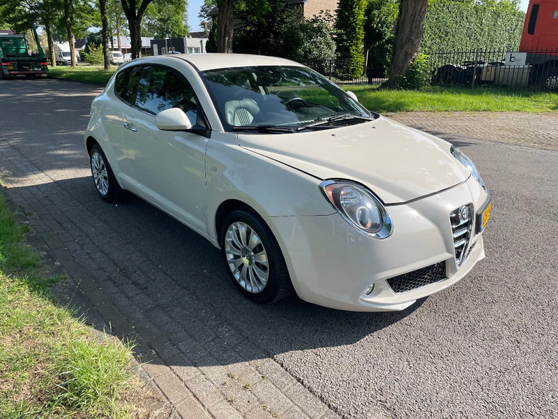 Alfa Romeo MiTo ZEER MOOI in prijs verlaagt - هاتشباك: صور 1 Alfa Romeo MiTo ZEER MOOI in prijs verlaagt - هاتشباك: صور 1