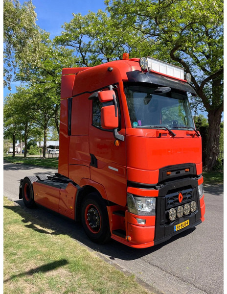 Renault T HIGH 480 - شاحنة جرار: صور 5 Renault T HIGH 480 - شاحنة جرار: صور 5