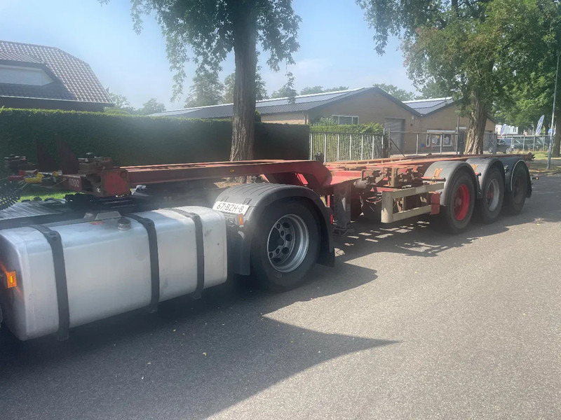 Renders 2x 20 1x 30 1x 40 in prijs verlaagt - شاحنات الحاويات / جسم علوي قابل للتغيير نصف مقطورة: صور 1 Renders 2x 20 1x 30 1x 40 in prijs verlaagt - شاحنات الحاويات / جسم علوي قابل للتغيير نصف مقطورة: صور 1