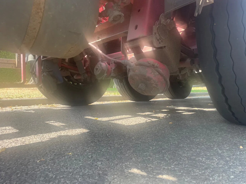 Renders 2x 20 1x 30 1x 40 in prijs verlaagt - شاحنات الحاويات / جسم علوي قابل للتغيير نصف مقطورة: صور 4 Renders 2x 20 1x 30 1x 40 in prijs verlaagt - شاحنات الحاويات / جسم علوي قابل للتغيير نصف مقطورة: صور 4