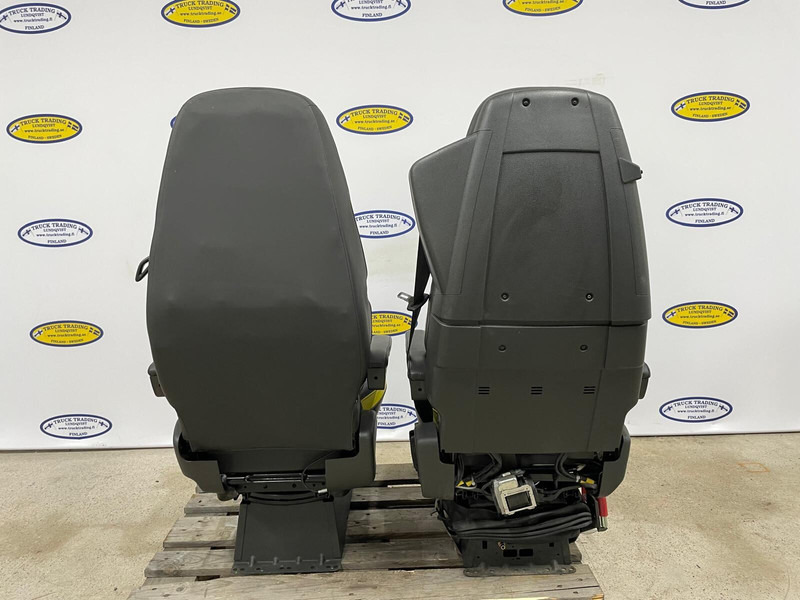 Volvo FH4 - مقاعد السيارات: صور 4 Volvo FH4 - مقاعد السيارات: صور 4