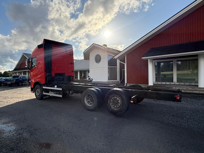 Volvo FH540 2019 - الشاسيه شاحنة: صور 5 Volvo FH540 2019 - الشاسيه شاحنة: صور 5