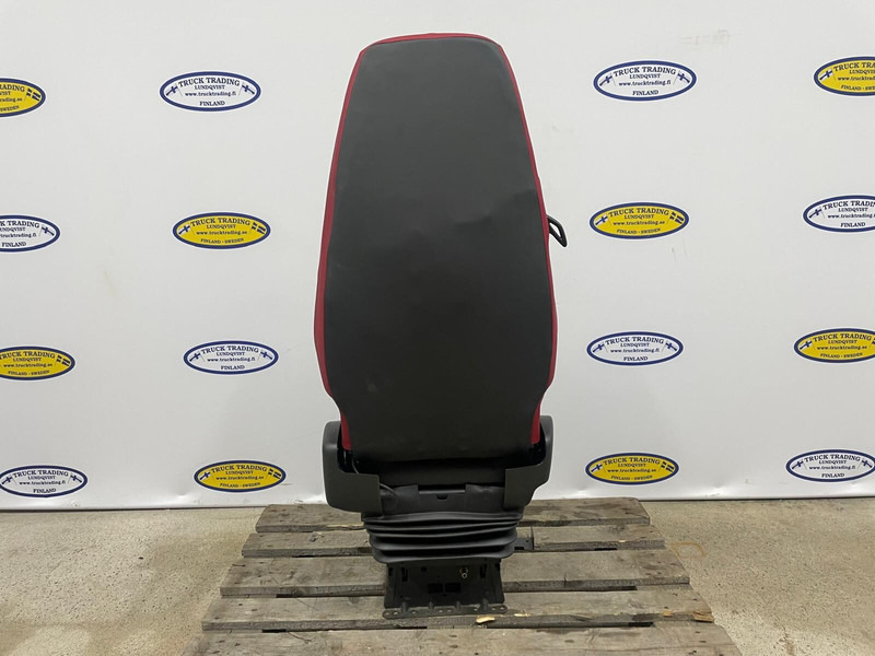 Volvo FH - مقاعد السيارات: صور 3 Volvo FH - مقاعد السيارات: صور 3