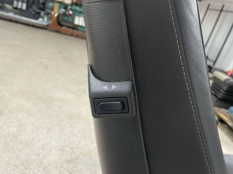 Volvo FH - مقاعد السيارات: صور 4 Volvo FH - مقاعد السيارات: صور 4