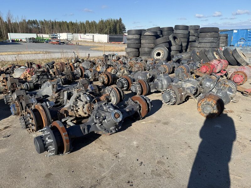 Volvo RTS2370A RSS1125 RTH2610F RTH3312 RTH3815 MD15 CTEV87 - المحور الخلفي: صور 1 Volvo RTS2370A RSS1125 RTH2610F RTH3312 RTH3815 MD15 CTEV87 - المحور الخلفي: صور 1