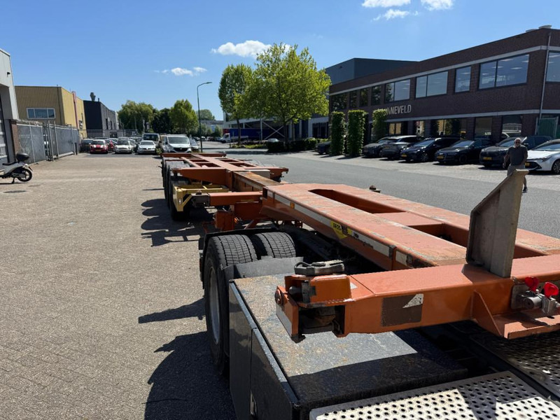 Broshuis MFCC container chassis Multi functioneel 2x 20 1x 30 1x 40 1x 45 saf assen uitschuifbaar tot 14,40 - الشاسية نصف مقطورة: صور 4 Broshuis MFCC container chassis Multi functioneel 2x 20 1x 30 1x 40 1x 45 saf assen uitschuifbaar tot 14,40 - الشاسية نصف مقطورة: صور 4