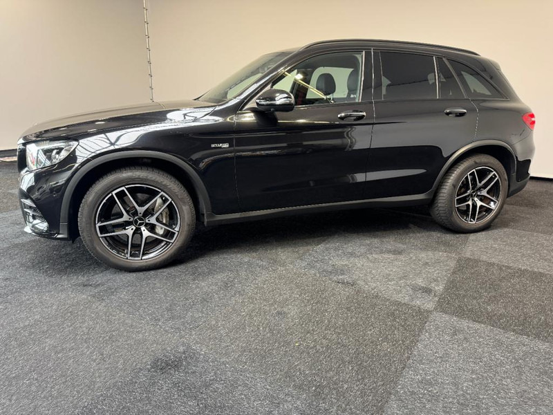 Mercedes-Benz GLC AMG 43 4 Matic Full specs Luchtvering 360 Graden camera Head up display leer - سيارة دفع رباعي: صور 4 Mercedes-Benz GLC AMG 43 4 Matic Full specs Luchtvering 360 Graden camera Head up display leer - سيارة دفع رباعي: صور 4