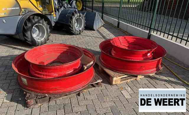 Fendt velgen 50" - الإطارات والجنوط - الآلات والماكينات الزراعية: صور 1 Fendt velgen 50" - الإطارات والجنوط - الآلات والماكينات الزراعية: صور 1