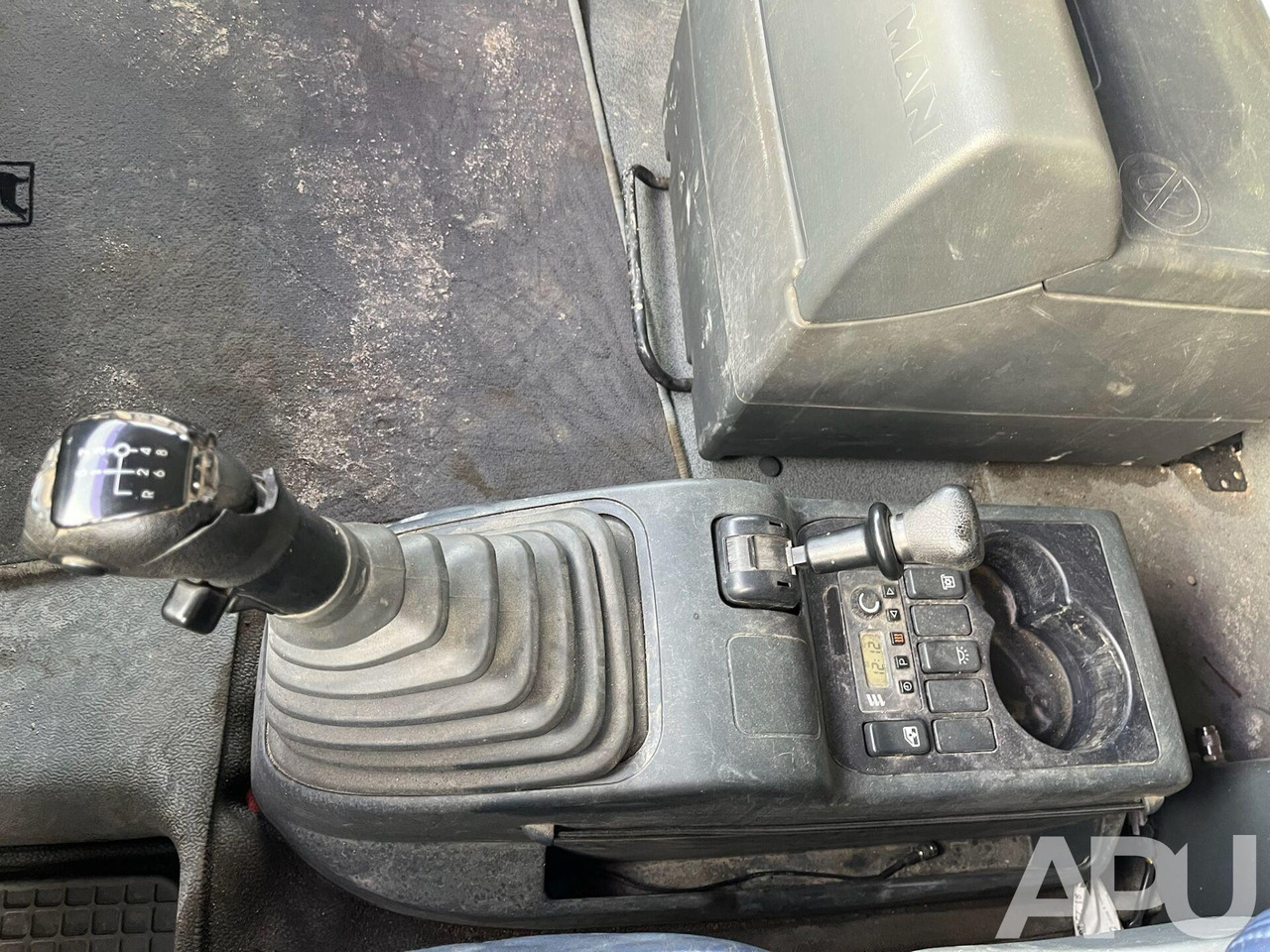 MAN TGA 26.480 - شاحنات مسطحة, شاحنة كرين: صور 2 MAN TGA 26.480 - شاحنات مسطحة, شاحنة كرين: صور 2