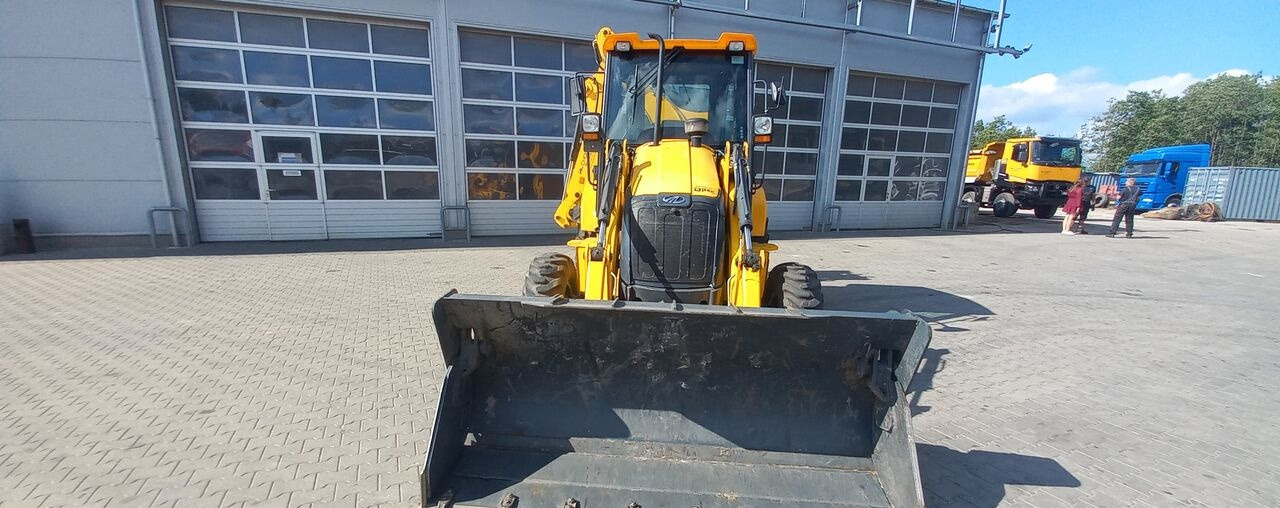 Mahindra VX90 A/C - حفار متعدد الاستخدام: صور 3 Mahindra VX90 A/C - حفار متعدد الاستخدام: صور 3