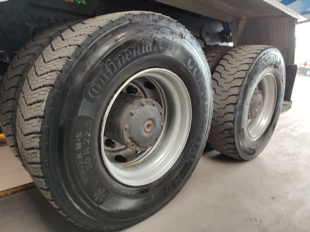 Mercedes-Benz Arocs 4151 إيجار Mercedes-Benz Arocs 4151: صور 18