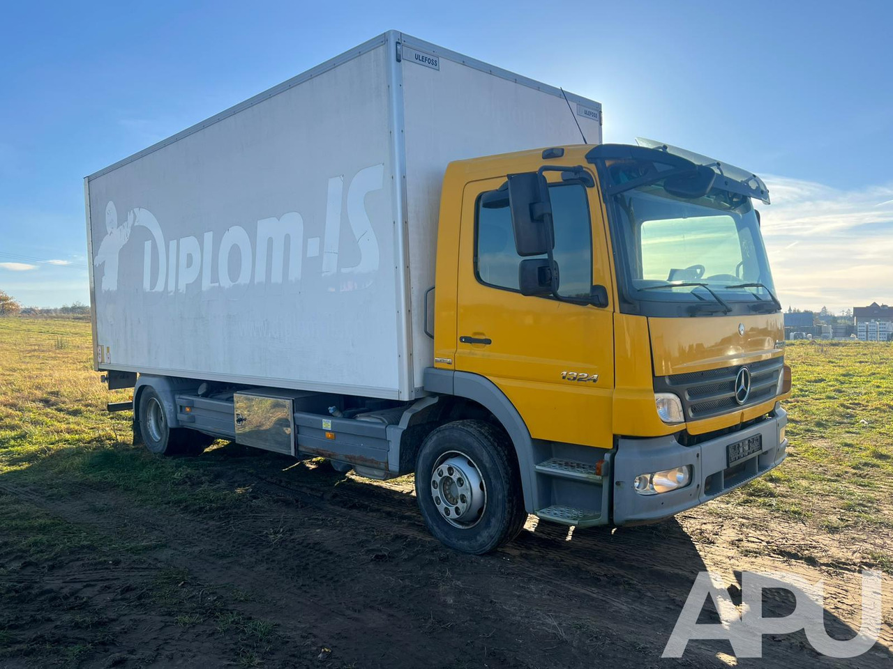 Mercedes-Benz Atego 1324 - بصندوق مغلق شاحنة: صور 1 Mercedes-Benz Atego 1324 - بصندوق مغلق شاحنة: صور 1