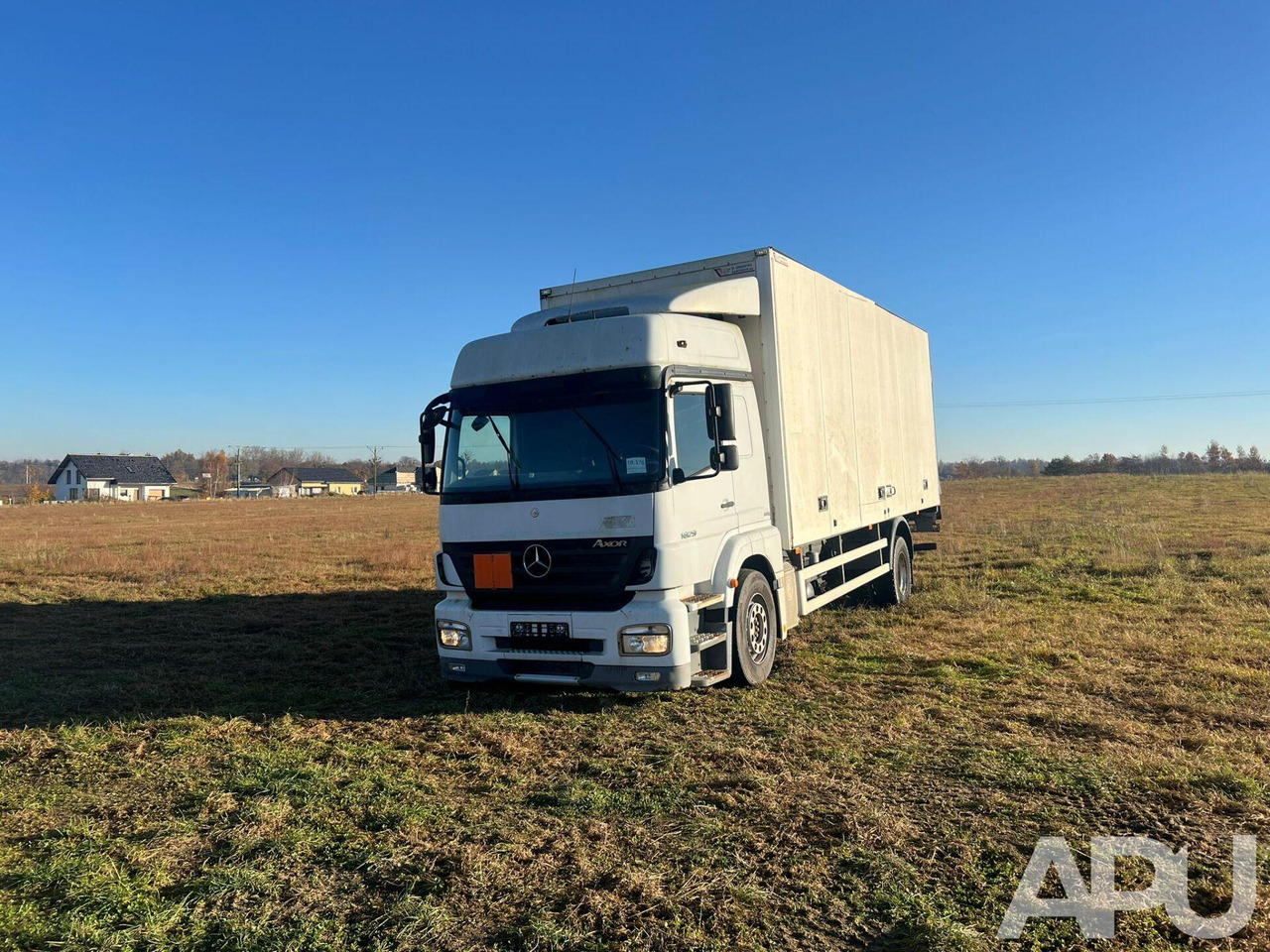 Mercedes-Benz Axor 1829 - بصندوق مغلق شاحنة: صور 1 Mercedes-Benz Axor 1829 - بصندوق مغلق شاحنة: صور 1
