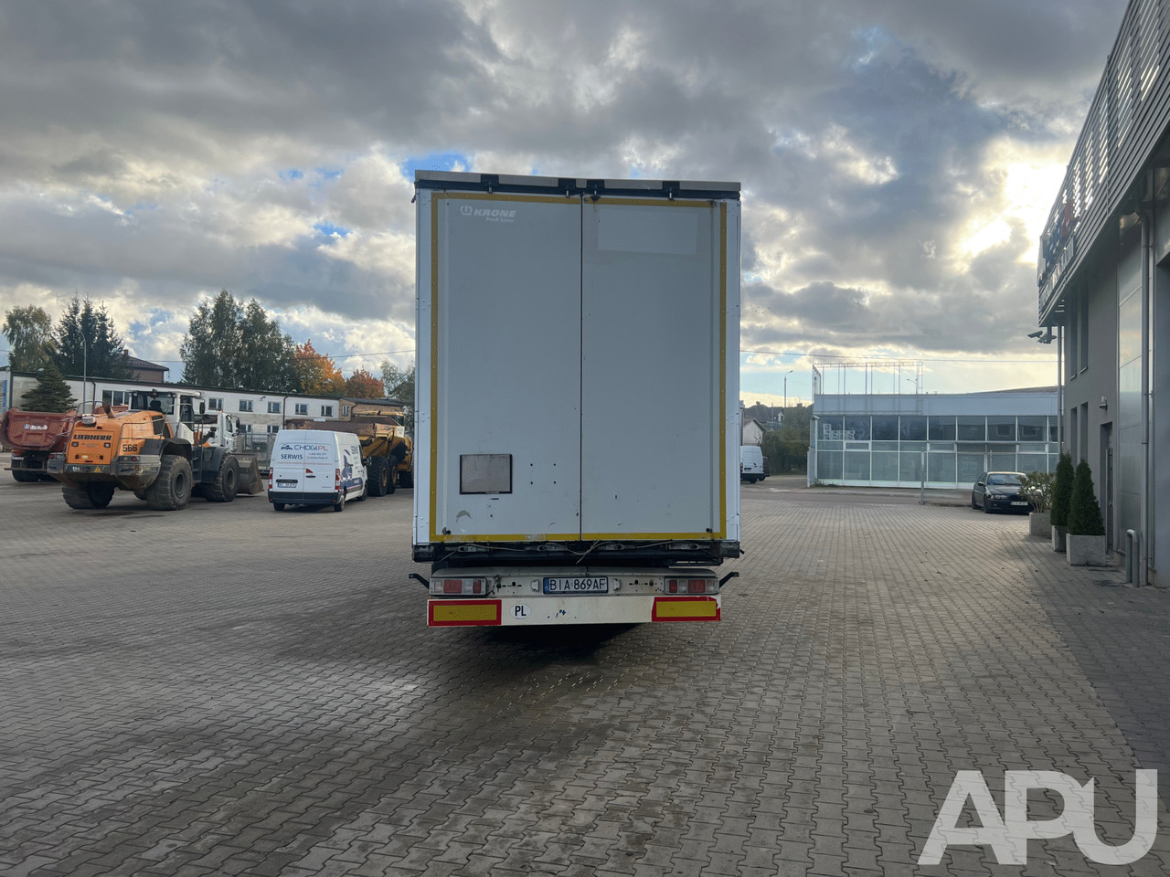 Naczepa ciężarowa KRONE - الخيمة نصف مقطورة: صور 4 Naczepa ciężarowa KRONE - الخيمة نصف مقطورة: صور 4