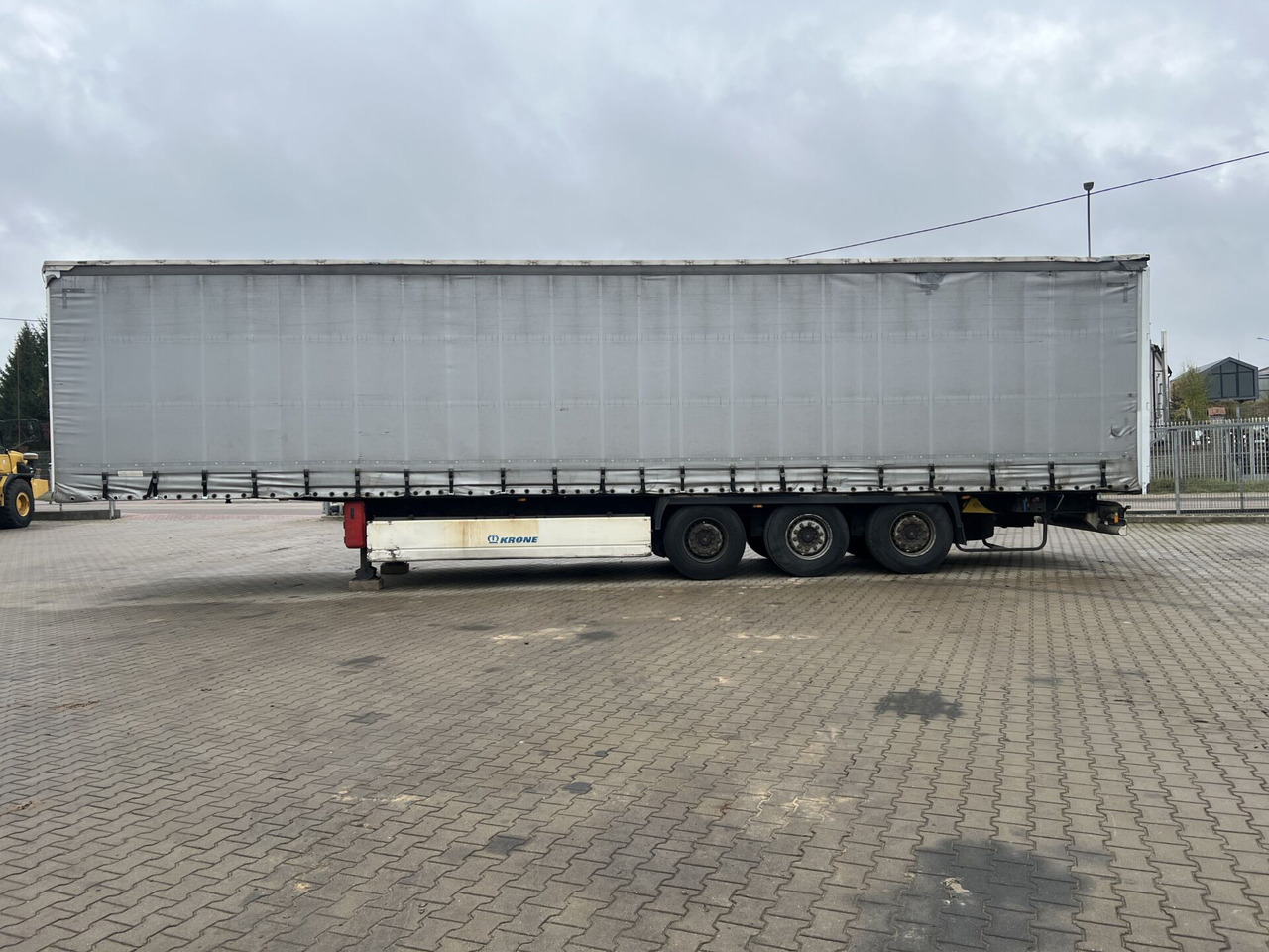 Naczepa ciężarowa KRONE - الخيمة نصف مقطورة: صور 2 Naczepa ciężarowa KRONE - الخيمة نصف مقطورة: صور 2