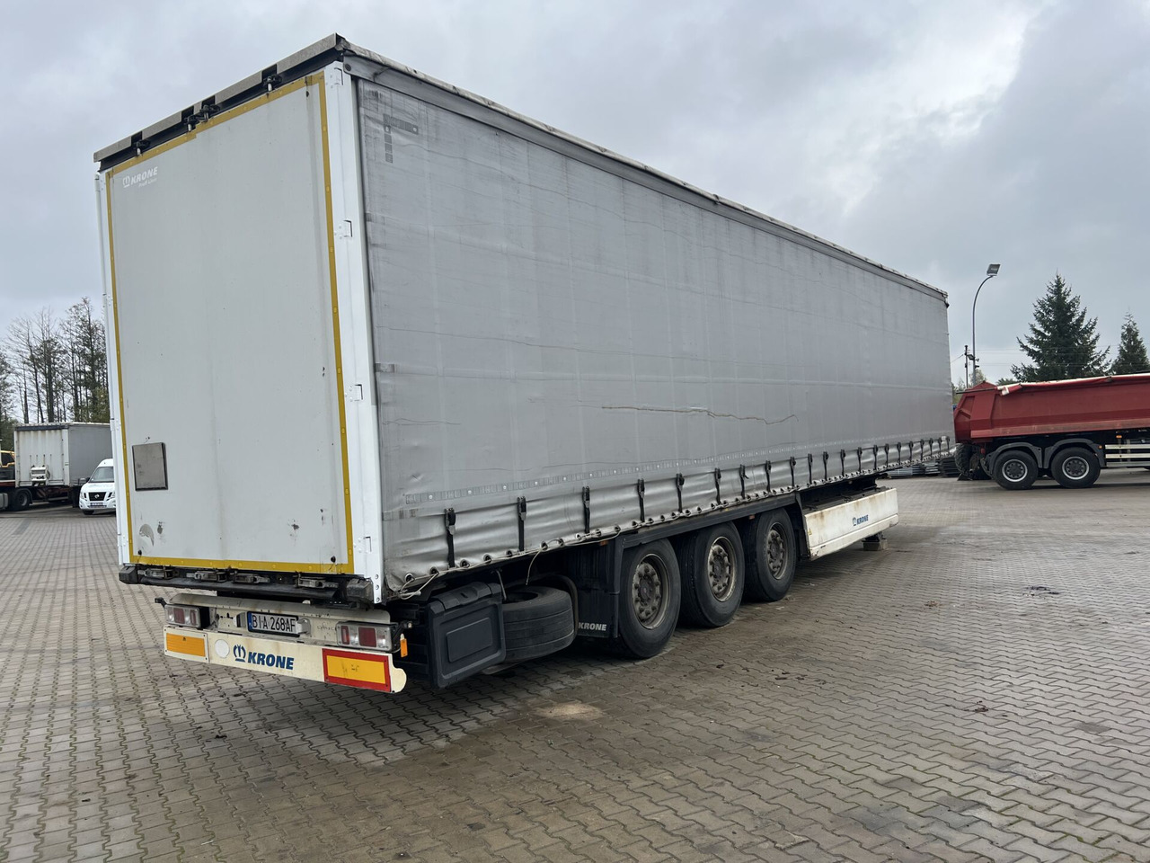 Naczepa ciężarowa KRONE - الخيمة نصف مقطورة: صور 5 Naczepa ciężarowa KRONE - الخيمة نصف مقطورة: صور 5