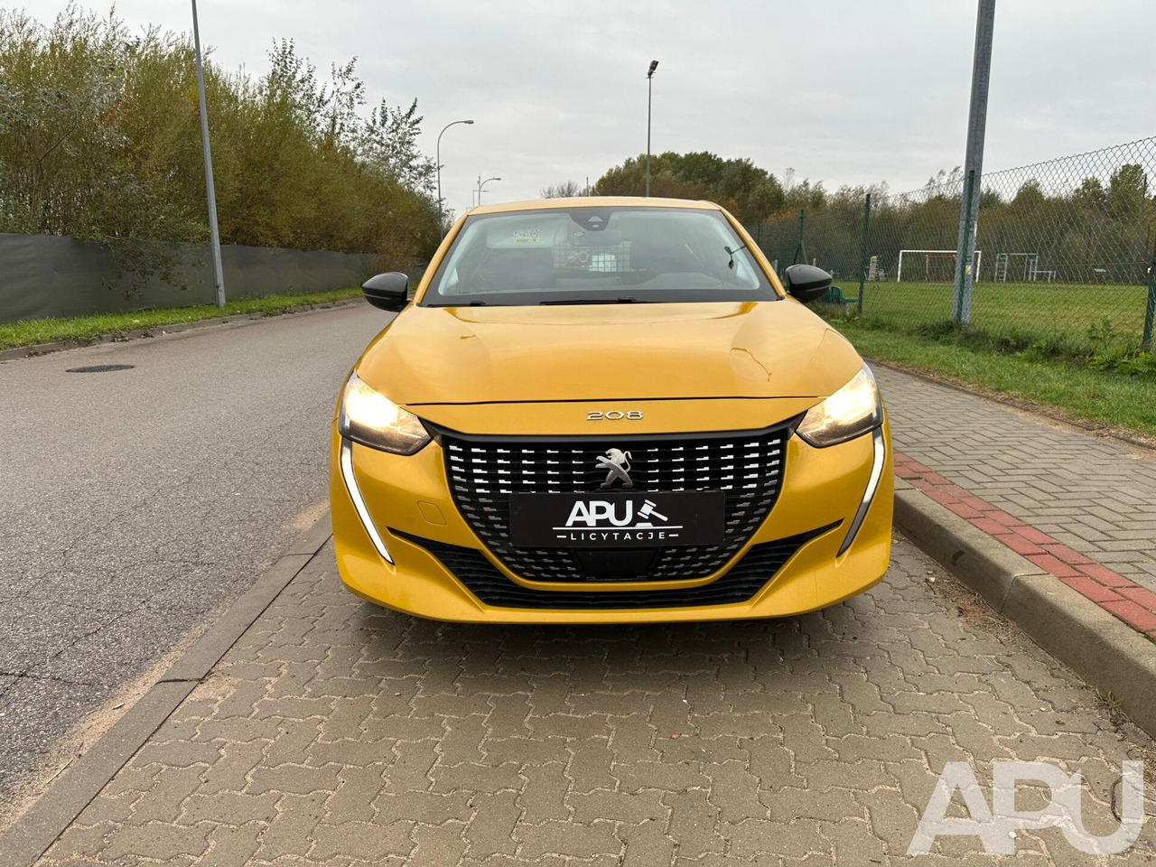 PEUGEOT 208 1,2 VAN - سيارة: صور 2 PEUGEOT 208 1,2 VAN - سيارة: صور 2