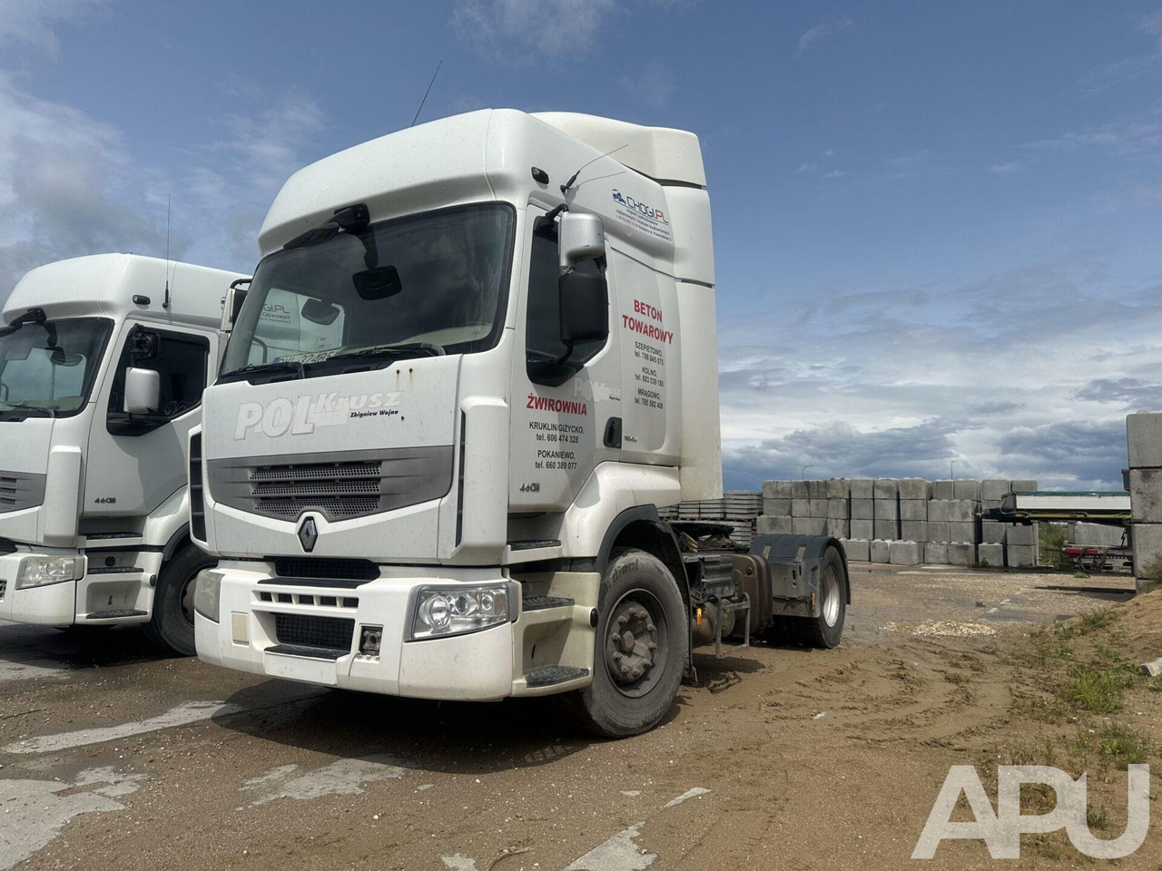 RENAULT PREMIUM 460 - شاحنة جرار: صور 1 RENAULT PREMIUM 460 - شاحنة جرار: صور 1