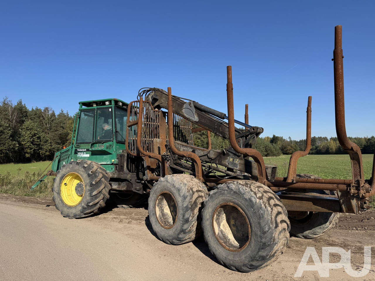 Timberjack do przewozu drewna - شاحنات نقل الأخشاب في الغابات: صور 2 Timberjack do przewozu drewna - شاحنات نقل الأخشاب في الغابات: صور 2