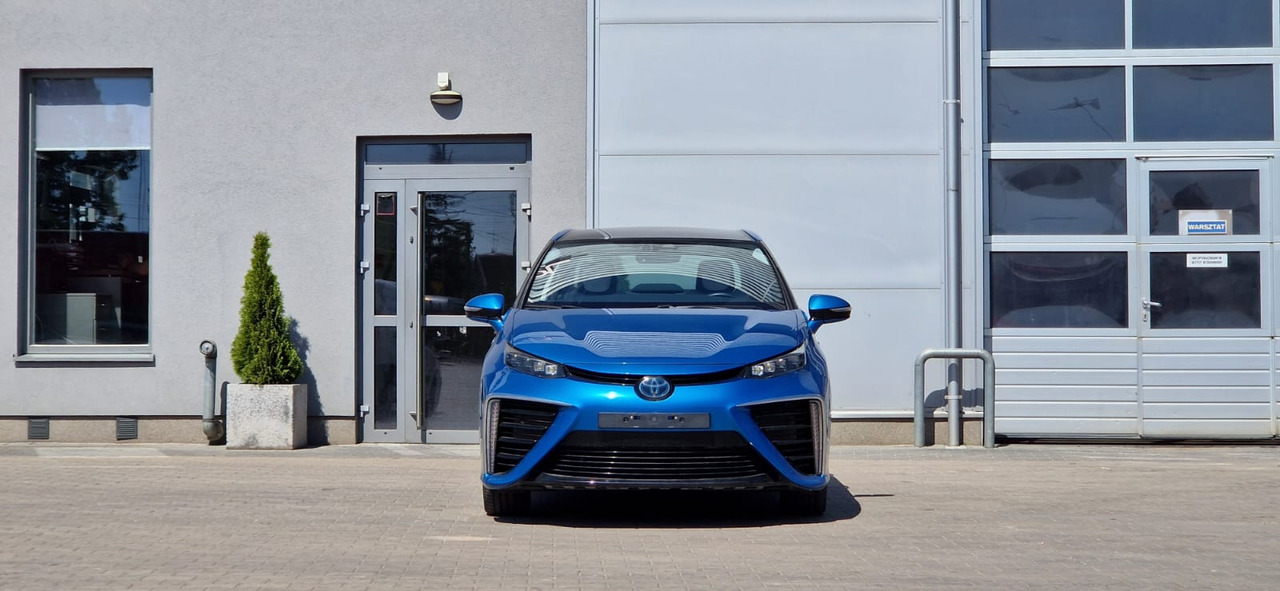 Toyota Mirai - سيدان: صور 4 Toyota Mirai - سيدان: صور 4