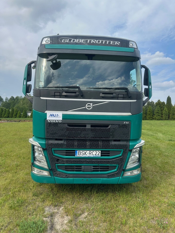 VOLVO FH500 do przewozu drewna - شاحنة قطع الأشجار, شاحنة كرين: صور 2 VOLVO FH500 do przewozu drewna - شاحنة قطع الأشجار, شاحنة كرين: صور 2