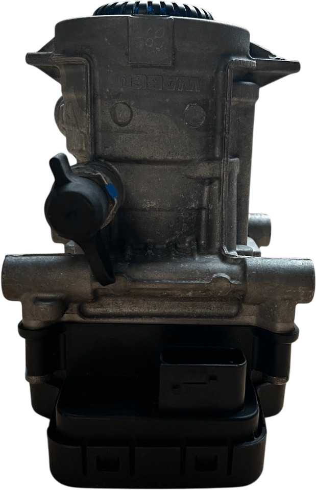 DAF XG ELECTRO PNEUPNEUMATIC HANDBRAKE TRACTOR USED FROM TEST TRUCK + DEPOSIT 4804003000U - صمام الفرامل - شاحنة: صور 3 DAF XG ELECTRO PNEUPNEUMATIC HANDBRAKE TRACTOR USED FROM TEST TRUCK + DEPOSIT 4804003000U - صمام الفرامل - شاحنة: صور 3
