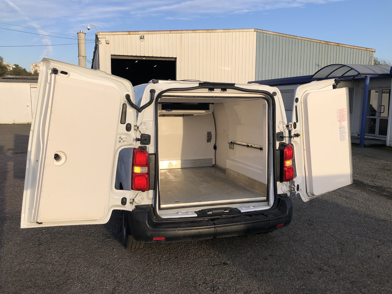 CITROEN CITROEN JUMPY JUMPY - الشاحنات الصغيرة المبردة: صور 2 CITROEN CITROEN JUMPY JUMPY - الشاحنات الصغيرة المبردة: صور 2