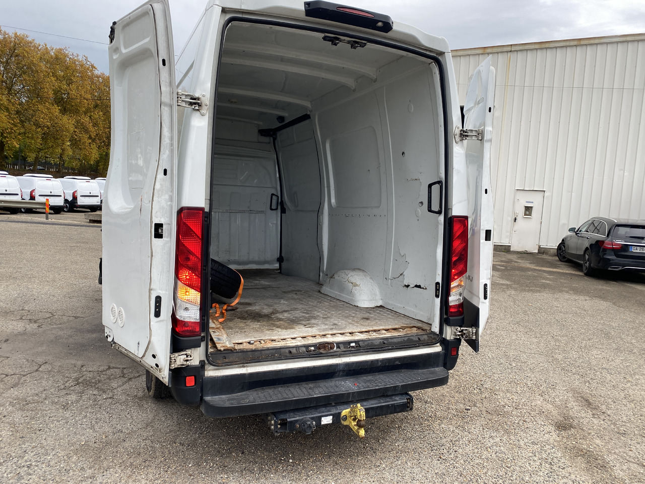 IVECO DAILY 35S18 - فان: صور 5 IVECO DAILY 35S18 - فان: صور 5