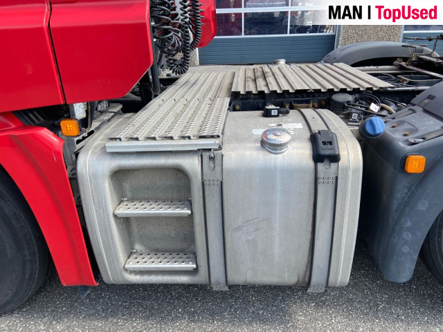 MAN TGX 26.470 6x2/2 BL SA "Retarder / 700 l Tank" - شاحنة جرار: صور 5 MAN TGX 26.470 6x2/2 BL SA "Retarder / 700 l Tank" - شاحنة جرار: صور 5