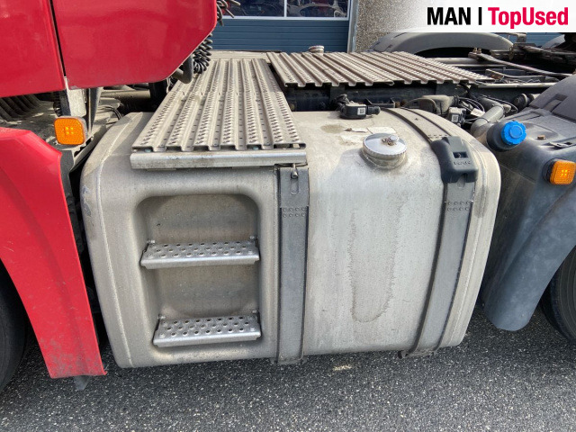 MAN TGX 26.470 6x2/2 BL SA "Retarder / 700 l Tank" - شاحنة جرار: صور 5 MAN TGX 26.470 6x2/2 BL SA "Retarder / 700 l Tank" - شاحنة جرار: صور 5