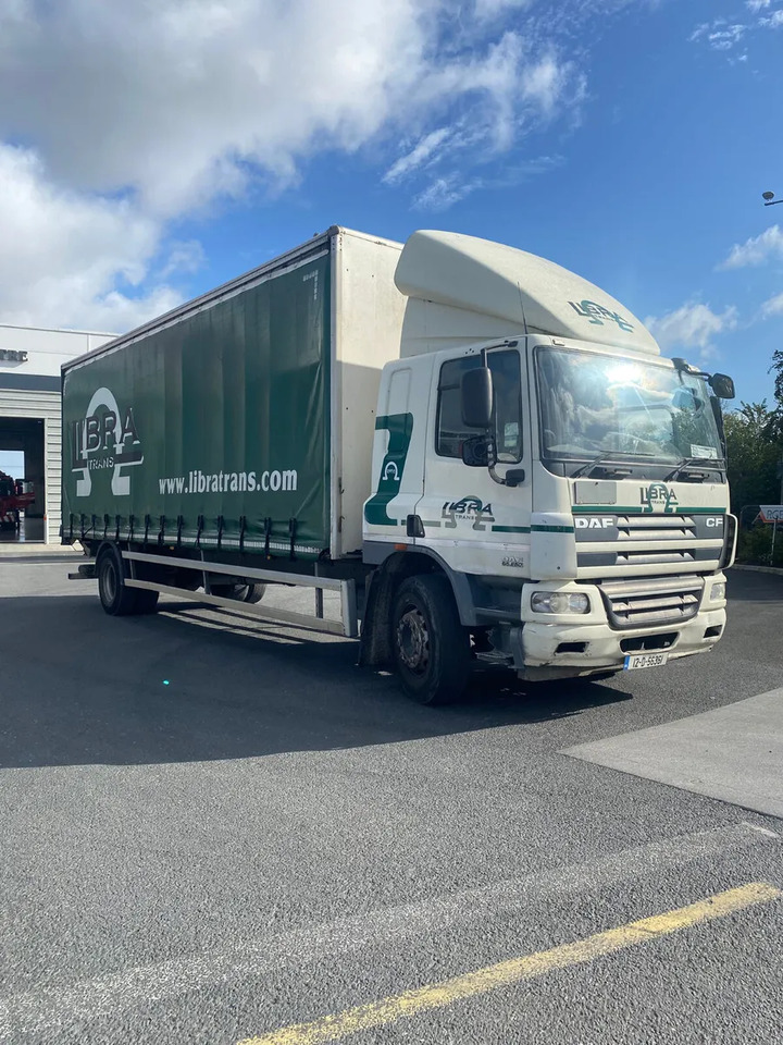 2012 DAF CF 65.250 4×2 Curtainsider - شاحنة ستارة: صور 1 2012 DAF CF 65.250 4×2 Curtainsider - شاحنة ستارة: صور 1