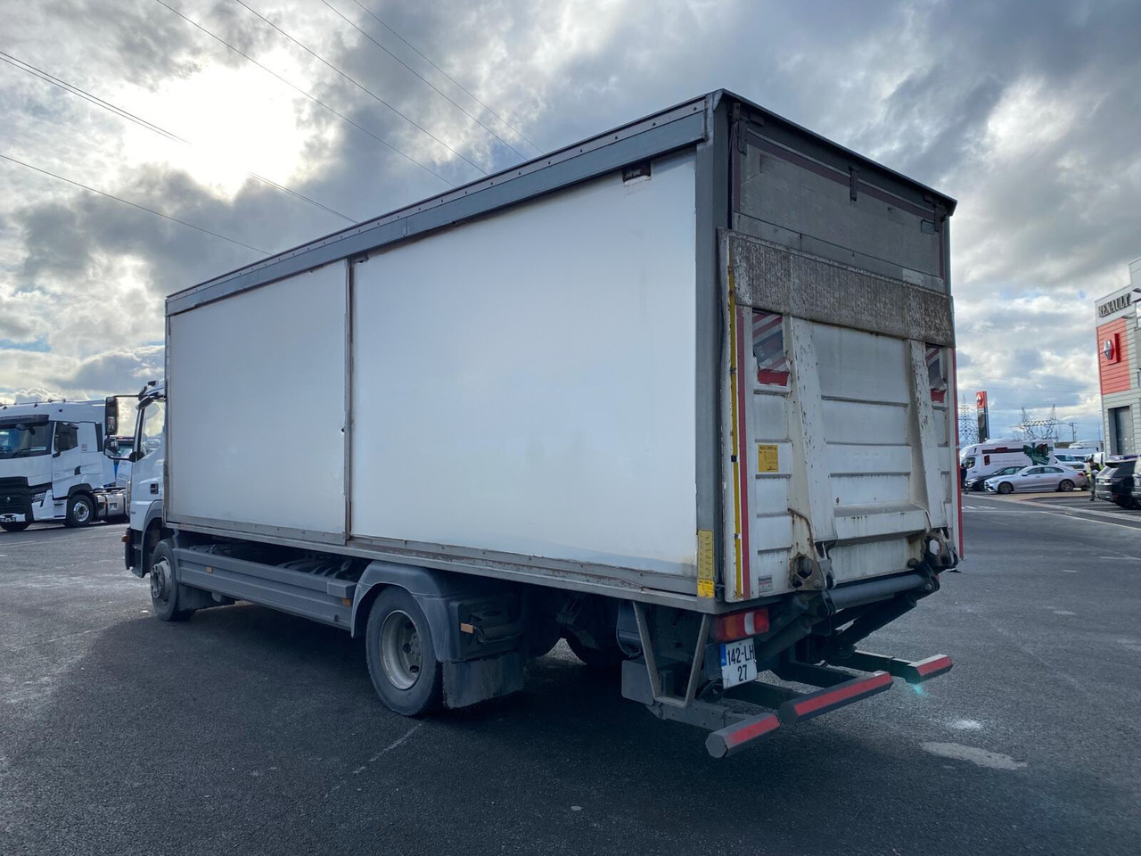 2014 Mercedes Atego 1524 - بصندوق مغلق شاحنة: صور 5 2014 Mercedes Atego 1524 - بصندوق مغلق شاحنة: صور 5