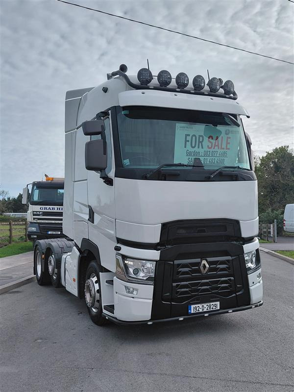 2019 RENAULT T- HIGH 520 6×2 AUTO - شاحنة جرار: صور 1 2019 RENAULT T- HIGH 520 6×2 AUTO - شاحنة جرار: صور 1