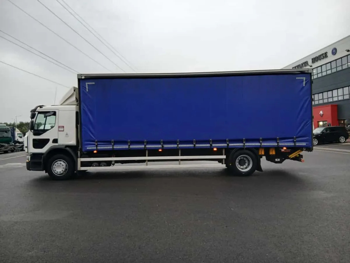2020 Renault D18 Wide Curtainsider - شاحنة ستارة: صور 4 2020 Renault D18 Wide Curtainsider - شاحنة ستارة: صور 4