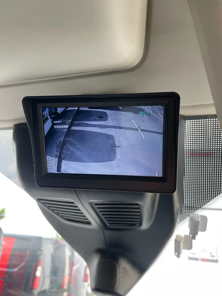 2021 Low Mileage Ford Transit 350L Trend - فان: صور 2 2021 Low Mileage Ford Transit 350L Trend - فان: صور 2