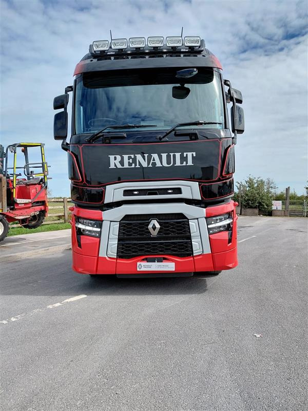 2023 RENAULT T-HIGH 520 6×2 Auto - شاحنة جرار: صور 3 2023 RENAULT T-HIGH 520 6×2 Auto - شاحنة جرار: صور 3