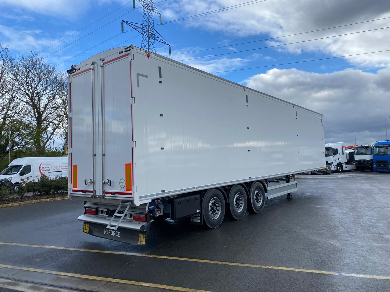 2025 Kraker Moving Floor Trailer - أرضية المشي نصف مقطورة: صور 2 2025 Kraker Moving Floor Trailer - أرضية المشي نصف مقطورة: صور 2