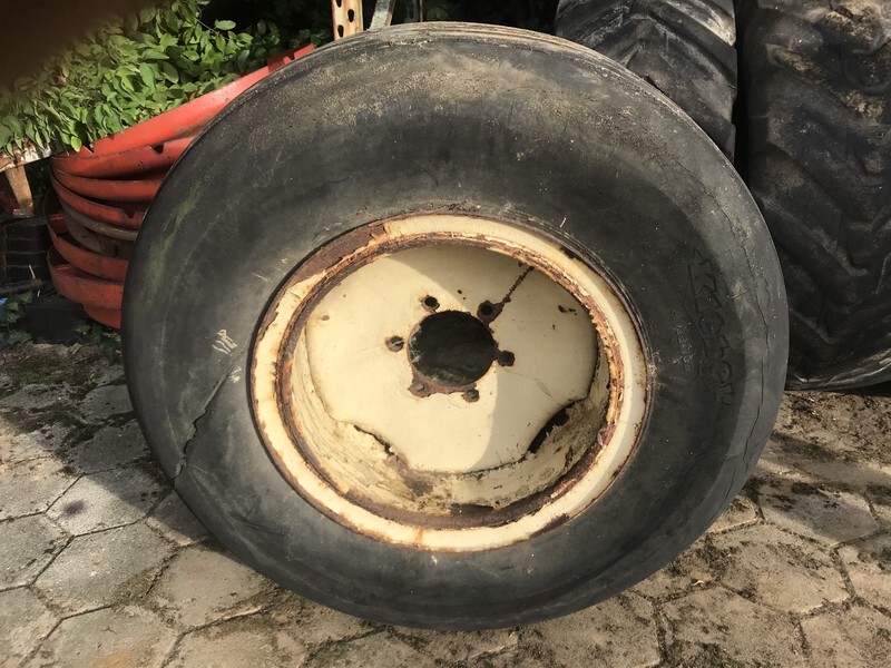 1195x400-22 wiel - عجلات - الآلات والماكينات الزراعية: صور 1 1195x400-22 wiel - عجلات - الآلات والماكينات الزراعية: صور 1
