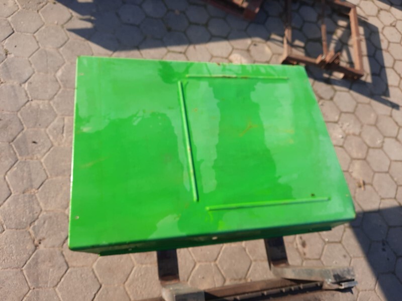 Deutz cabinedak - الكابينة والداخلية - الآلات والماكينات الزراعية: صور 1 Deutz cabinedak - الكابينة والداخلية - الآلات والماكينات الزراعية: صور 1