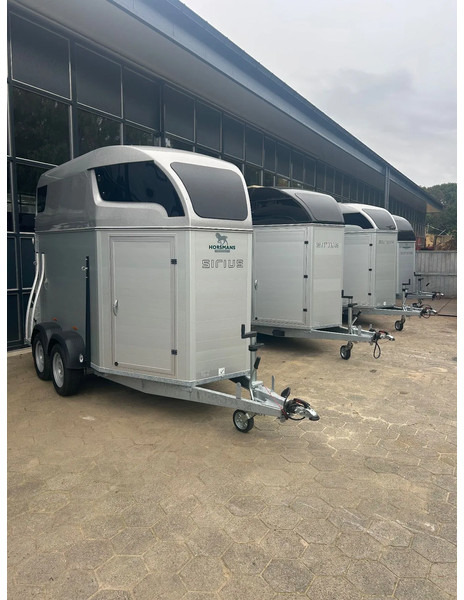 Sirius Voorraad / show modellen Sirius S45 S75 S77 S80 - عربة نقل خيل: صور 4 Sirius Voorraad / show modellen Sirius S45 S75 S77 S80 - عربة نقل خيل: صور 4