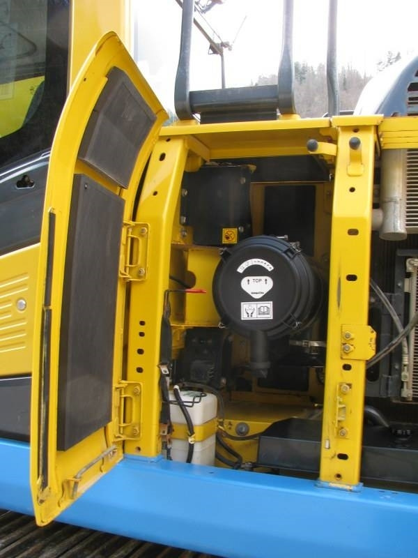 حفارات زحافة Komatsu PC 240 NLC-10 TOP stroj: صور 15