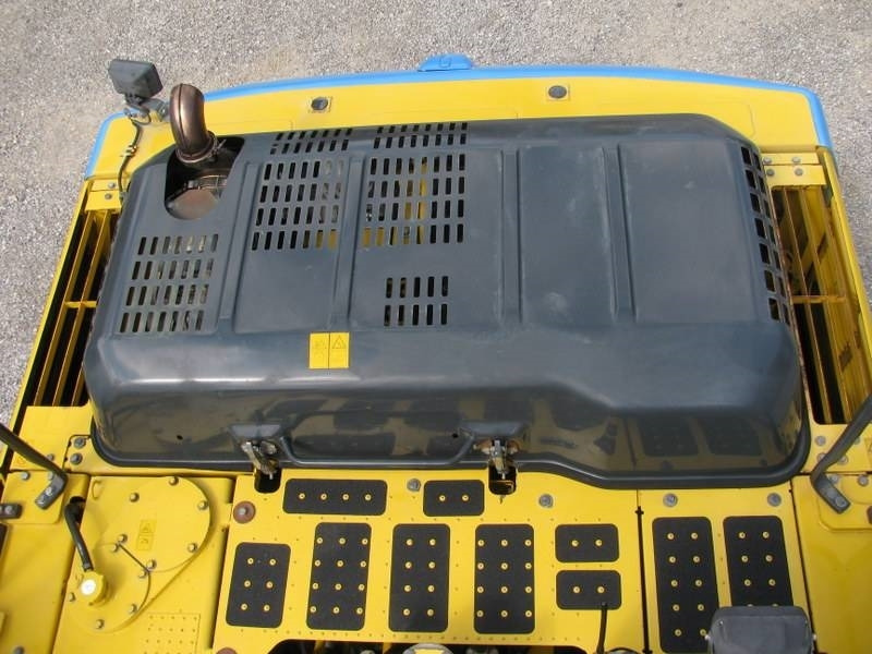 حفارات زحافة Komatsu PC 240 NLC-10 TOP stroj: صور 17