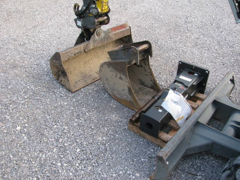 حفارة مصغرة Wacker Neuson EZ26 2 žlici + NOVO kladivo: صور 12