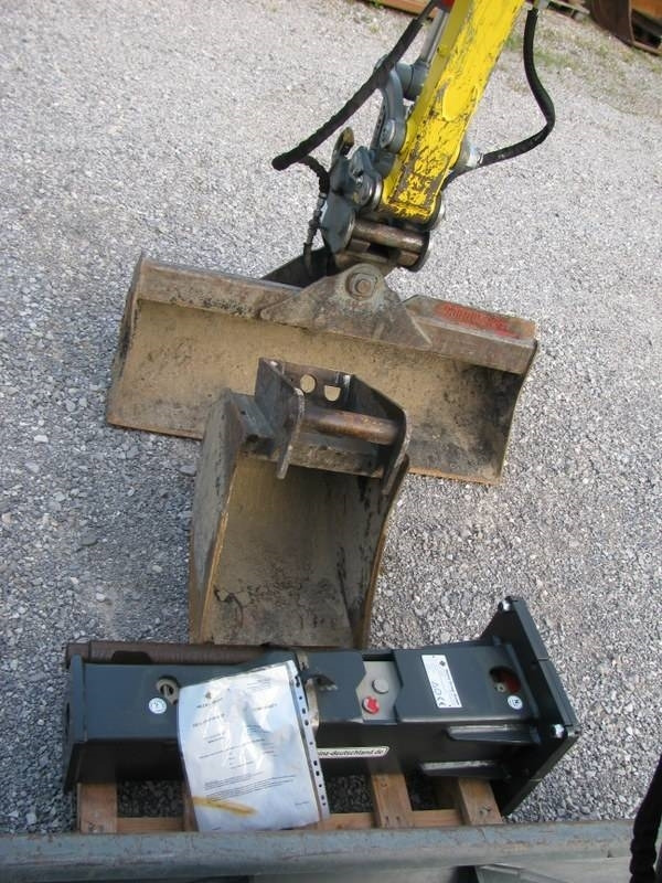 حفارة مصغرة Wacker Neuson EZ26 2 žlici + NOVO kladivo: صور 13