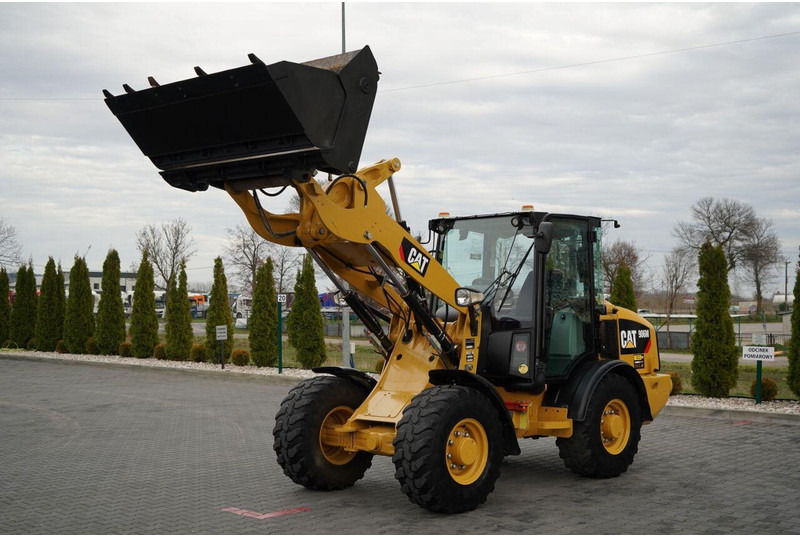 Caterpillar 906M / ŁADOWARKA KOŁOWA / 2019 ROK / ŁYŻKA SZCZĘKOWA / - اللودر بعجل: صور 1 Caterpillar 906M / ŁADOWARKA KOŁOWA / 2019 ROK / ŁYŻKA SZCZĘKOWA / - اللودر بعجل: صور 1