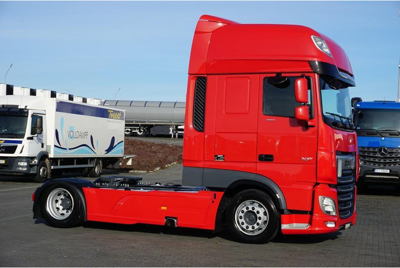 DAF 106 / 480 / EURO 6 / ACC / MEGA / LOW DECK / SUPER SPACE CAB - شاحنة جرار: صور 4 DAF 106 / 480 / EURO 6 / ACC / MEGA / LOW DECK / SUPER SPACE CAB - شاحنة جرار: صور 4