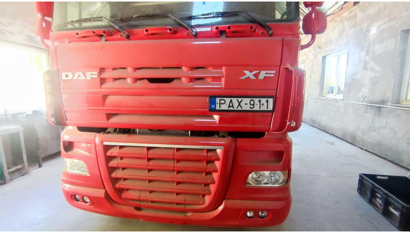 DAF XF 105.460 Lowdeck - MEGA - شاحنة جرار: صور 3 DAF XF 105.460 Lowdeck - MEGA - شاحنة جرار: صور 3