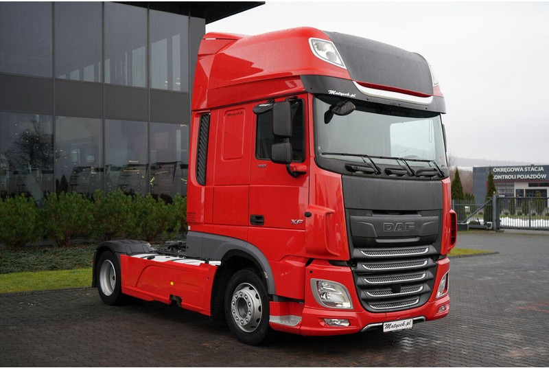 DAF XF 480 / LOW DECK / SUPER SPACE CAB / MEGA / 2021 - شاحنة جرار: صور 2 DAF XF 480 / LOW DECK / SUPER SPACE CAB / MEGA / 2021 - شاحنة جرار: صور 2