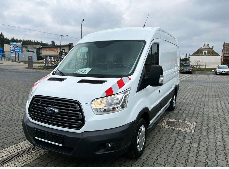 Ford Transit Blaszak Furgon L2H2 Import DE - الشاحنات الصغيرة صندوق مغلق: صور 1 Ford Transit Blaszak Furgon L2H2 Import DE - الشاحنات الصغيرة صندوق مغلق: صور 1
